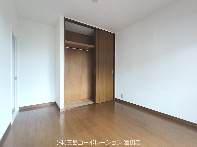 高槻塚原台ハイツ5号棟  内観写真（リビング以外の居室）