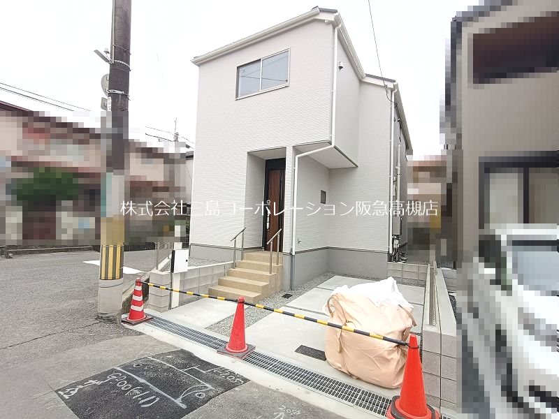 高槻市藤の里町　新築一戸建 外観写真