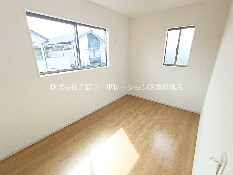 洋室5帖 高槻市藤の里町 新築一戸建 その他