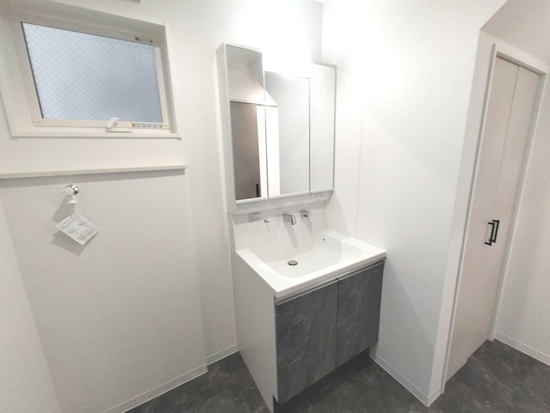 北楠葉町南東角地限定1邸新築分譲住宅 その他