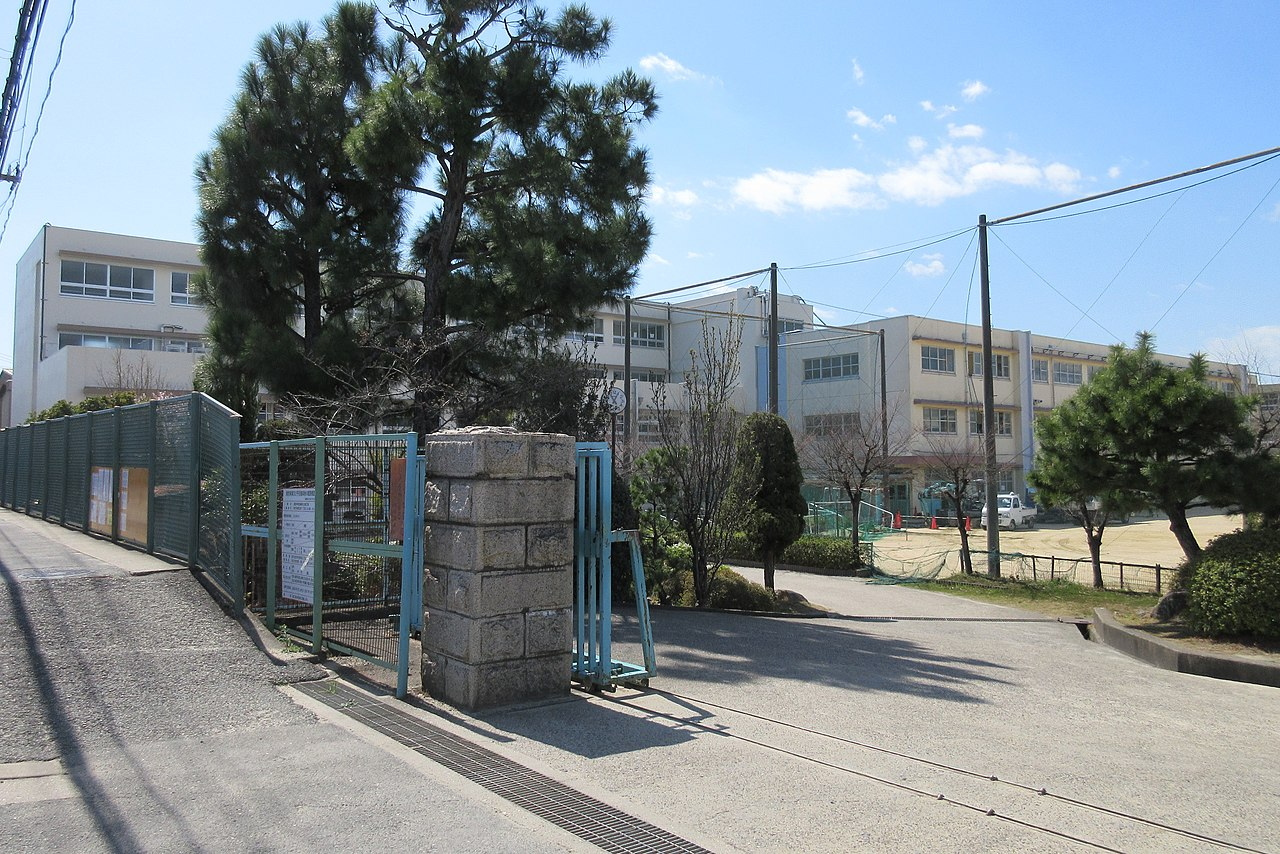 枚方市立津田中学校 津田東町3丁目一戸建再生既存住宅 周辺画像6
