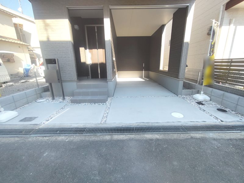 ビルトイン駐車スペース 高田1丁目LiveleGardenS限定1邸新築分譲住宅 その他