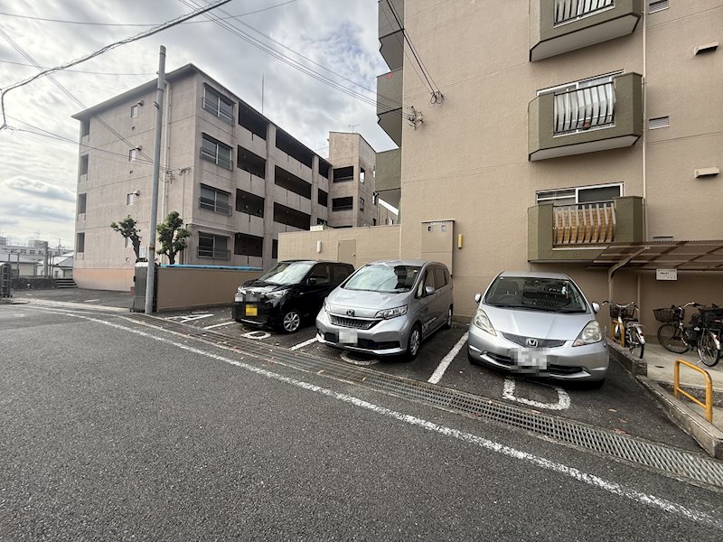 グリーンハイツ紫明園 共用部写真（駐車場）