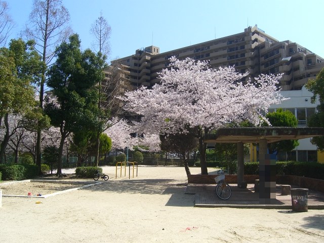 公社山田西第1次団地A3棟  周辺画像7