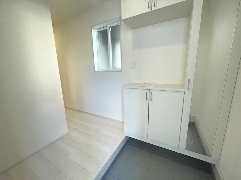 大きいシューズボックスがあることで玄関をスッキリ保てます 私部4丁目BloomingGarden限定1邸新築分譲住宅 その他