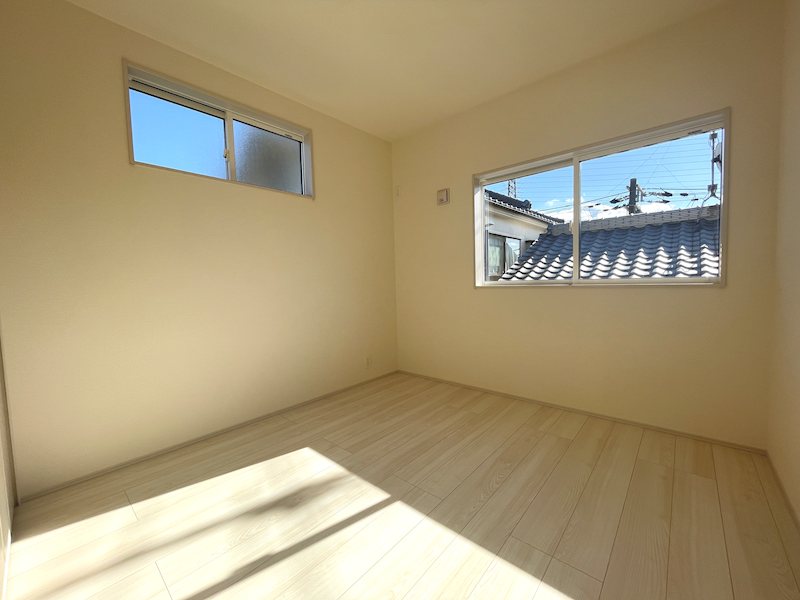 4.5帖の洋室 お子様部屋としていかがですか 私部4丁目BloomingGarden限定1邸新築分譲住宅 その他