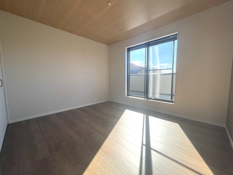 7帖の洋室 主寝室にいかがですか 茄子作北町限定1邸新築分譲住宅 その他