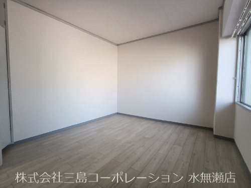 メゾン水無瀬2号棟 その他