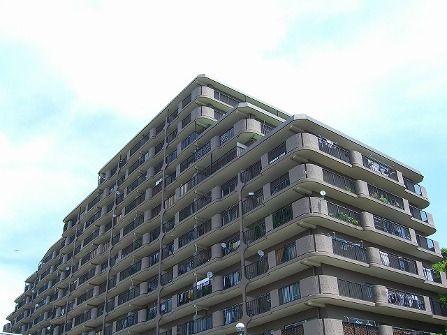千里台スカイハイツC棟 外観写真