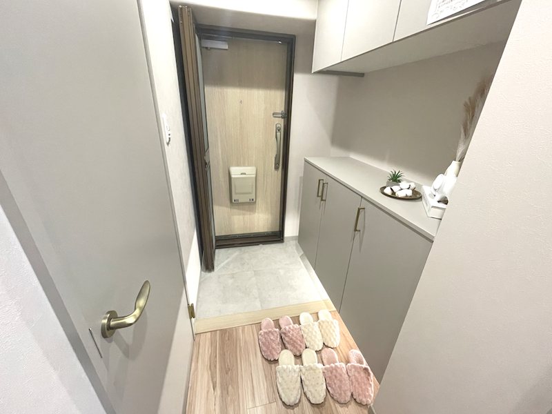 シューズボックスがあることで玄関をスッキリ保てます 枚方淀川公園スカイハイツ その他