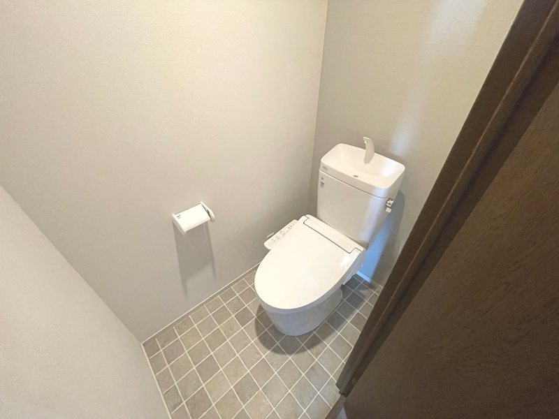 温水洗浄暖房便座新調 フルレ交野 その他