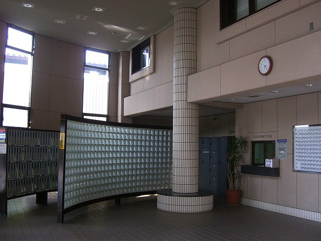 アドリーム千里丘 共用部写真（ロビー）