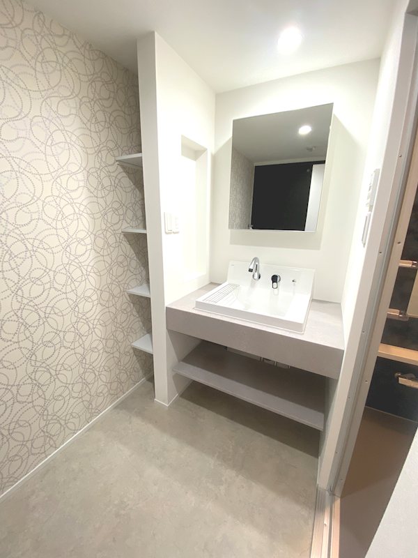 お洒落な洗面化粧台新調交換 ひらかた北山アミタス2号棟 その他