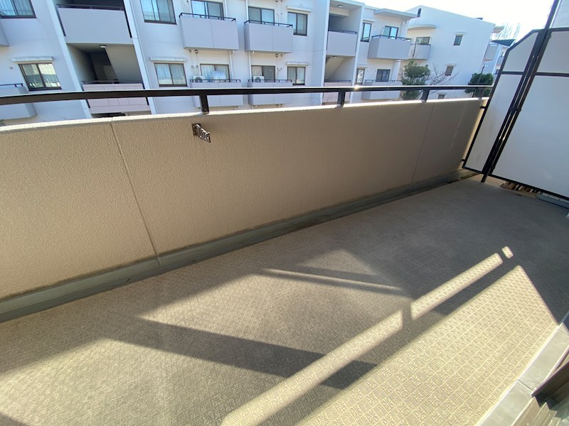 南向きの明るいバルコニー ひらかた北山アミタス9号棟 その他