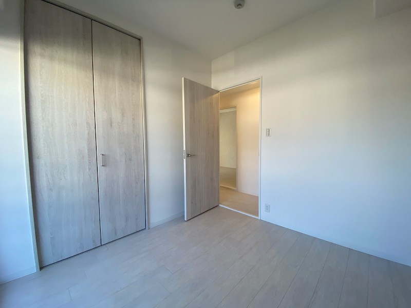 東側バルコニーに面した洋室、書斎、ご趣味の部屋にいかがですか ひらかた北山アミタス9号棟 その他