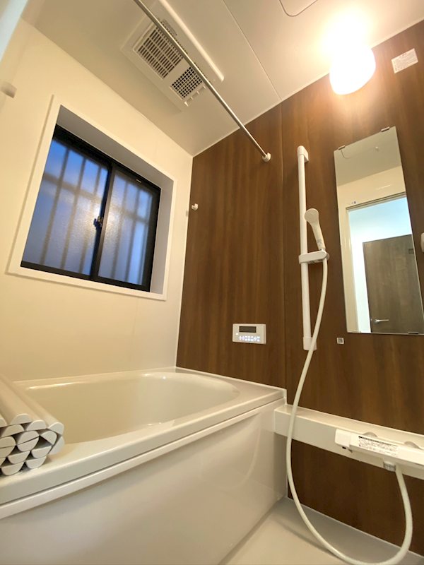 浴室乾燥機付きで雨の日でも洗濯物が安心 東船橋2丁目一戸建(再生住宅) その他