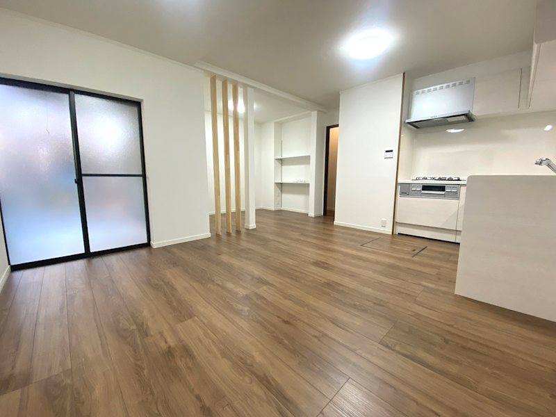 LDK約12帖は広々とした空間で家族の団らんや来客対応にも便利 東船橋2丁目一戸建(再生住宅) その他