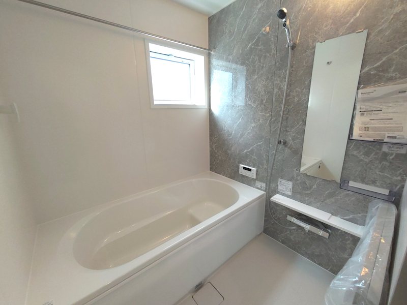 暖房換気乾燥機付ユニットバス、1616サイズでゆったりと一日の疲れを癒やしてください 渚東町全2棟新築分譲地内1号棟 その他