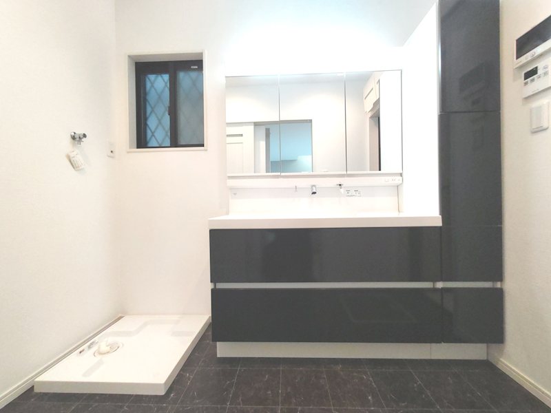 出口5丁目築浅一戸建 その他