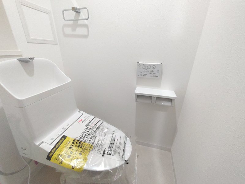 温水洗浄暖房便座トイレ新調交換 リバティパーク枚方F棟 その他