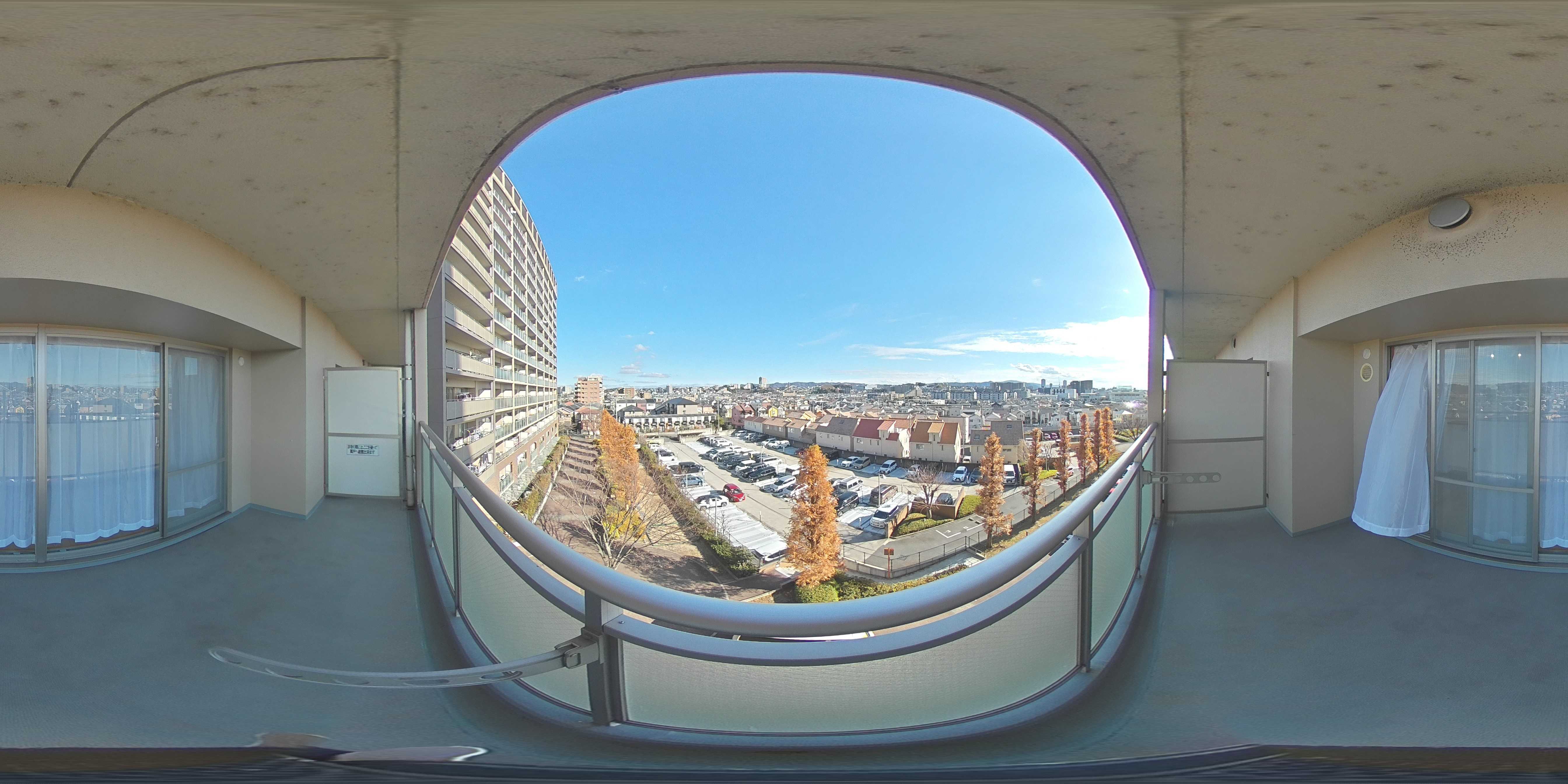 リバティパーク枚方F棟 現地写真（バルコニー）