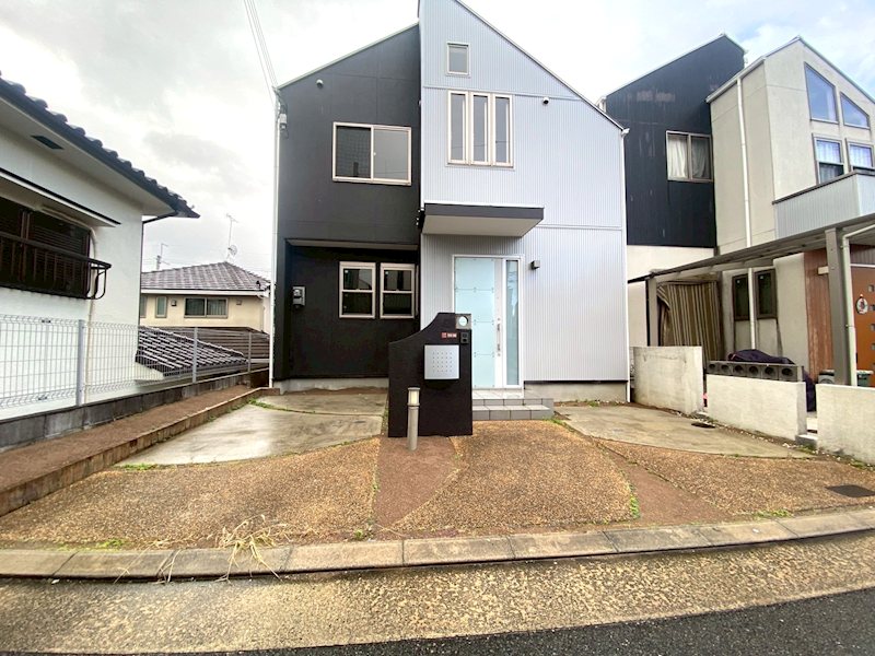 長尾元町3丁目一戸建（再生住宅） 外観写真