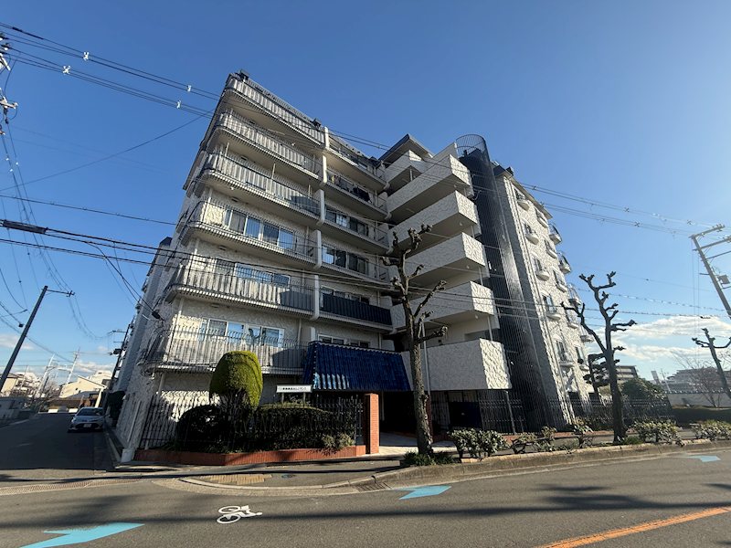 秀和南茨木レジデンス 外観写真