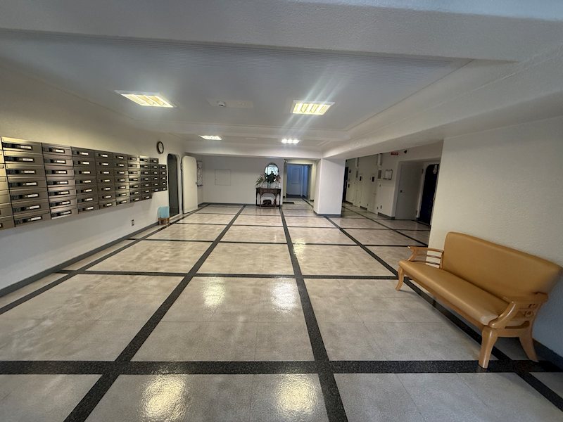 エントランス 秀和南茨木レジデンス その他