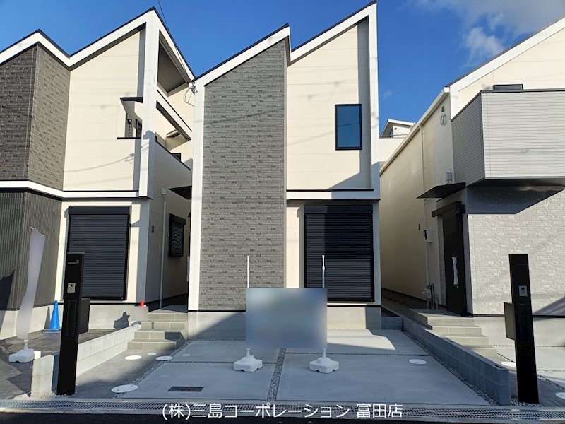 高槻市柳川町2丁目　B号棟　新築一戸建 外観写真