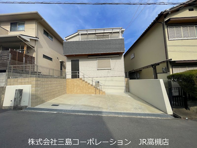 高槻市安岡寺町5丁目　中古一戸建 外観写真