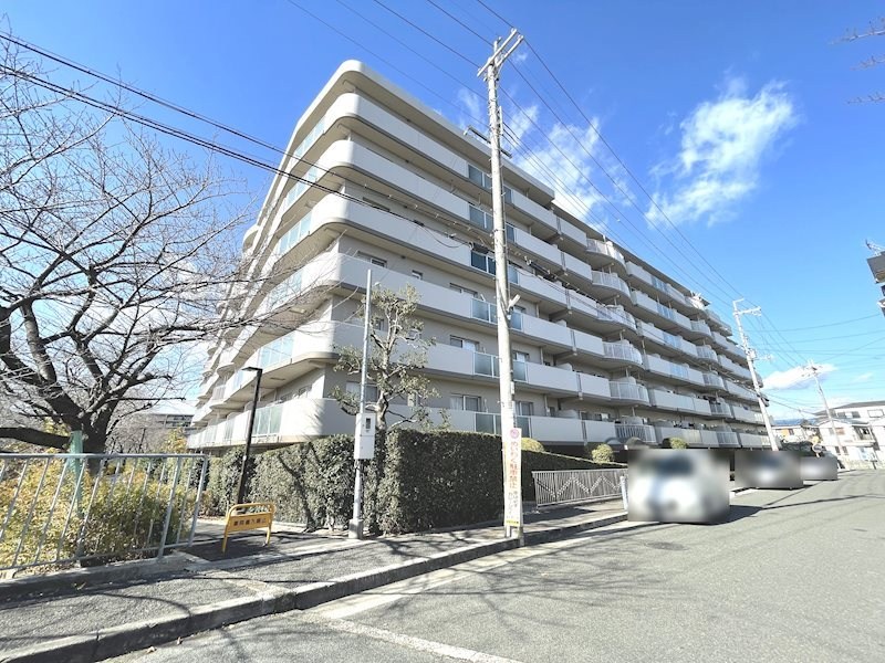 アドリーム交野 外観写真