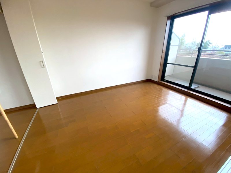 リビング横 洋室5.9帖 コモンシティ星田ヴェルデヒルズ壱番館 その他