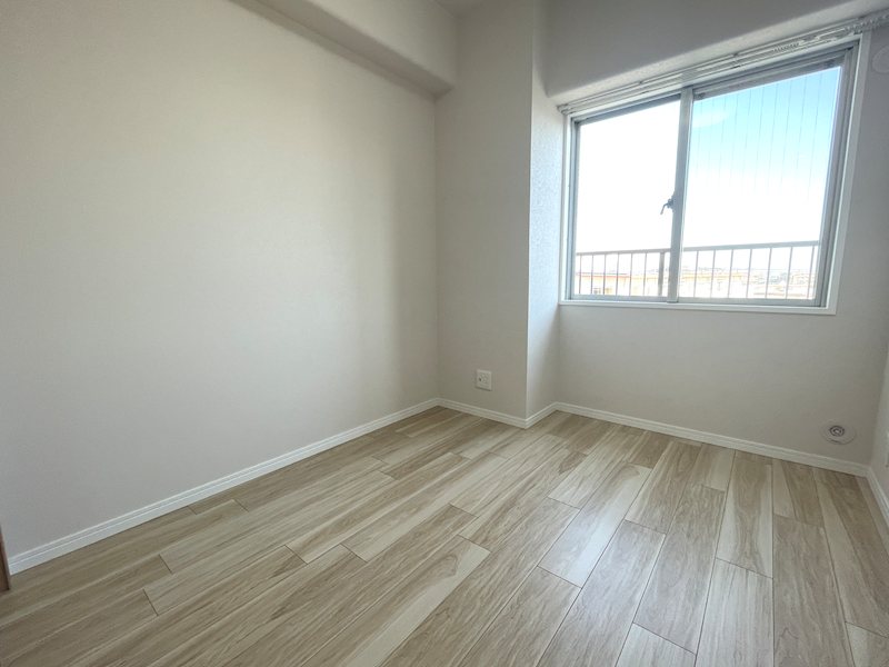 4.0帖の洋室 お子様部屋にいかがですか 香里ケ丘ガーデンハイツ その他