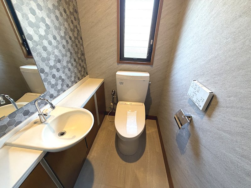1階 清潔感あるトイレ 星田西3丁目一戸建 (再生住宅) その他