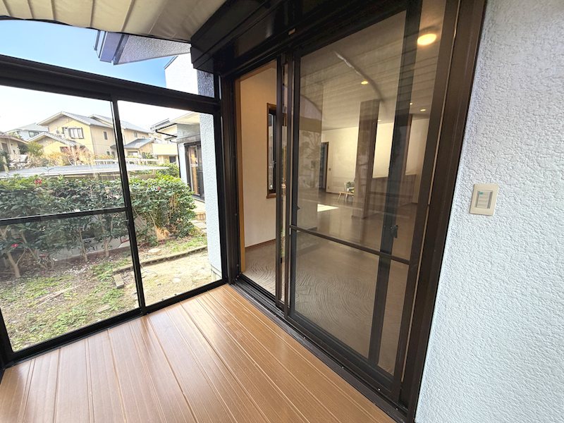 リビング横サンルーム 星田西3丁目一戸建 (再生住宅) その他