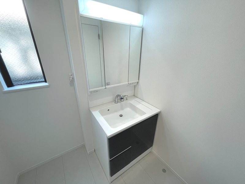 三面鏡洗面化粧台 東香里1丁目Hartfulltown2区画新築分譲住宅B号棟 その他