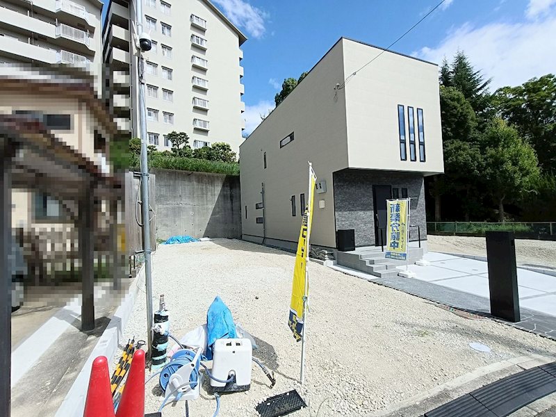買物・教育施設等が徒歩圏内 高槻市真上町6丁目 1号地 売土地 その他