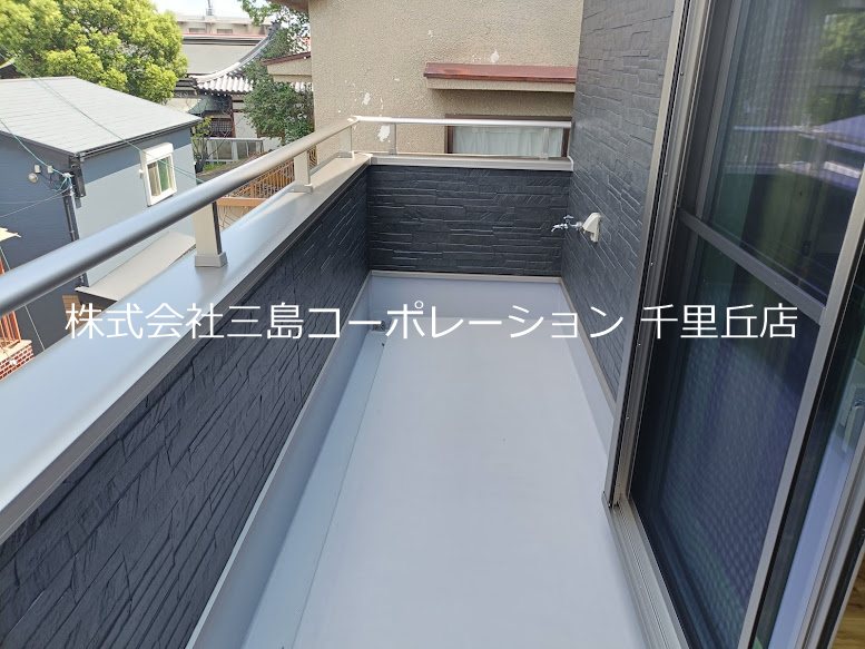 摂津市鳥飼西2丁目　新築一戸建 現地写真（バルコニー）