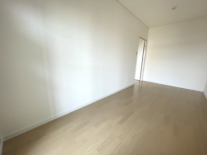 約5.8帖の洋室 お子様部屋としていかがですか ルネ枚方 その他