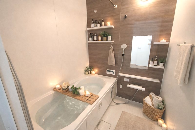 暖房換気乾燥機付1616サイズのユニットバス、ゆったりと一日の疲れを癒やしてください(※AIによりステージングしてます) 成田東町限定1邸新築分譲住宅 その他