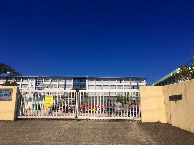 高槻市立奥坂小学校 古曽部町3丁目 中古一戸建 周辺画像1