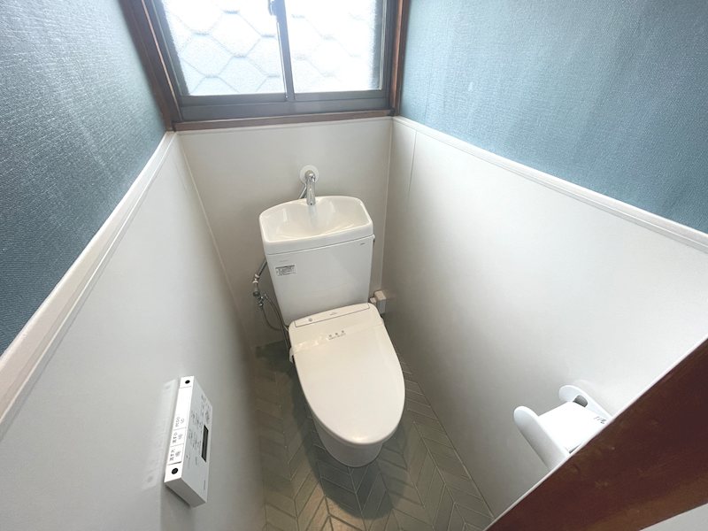 温水洗浄暖房便座トイレ 東藤田町再生既存住宅 その他