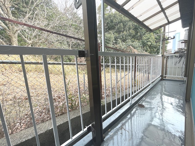 東側バルコニー 東藤田町再生既存住宅 その他