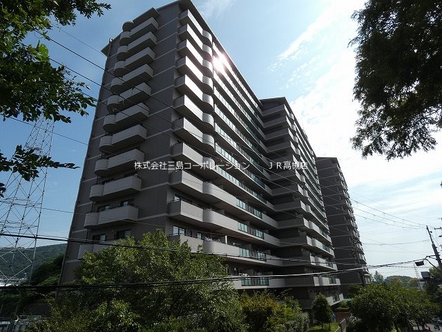 アルティプラザ高槻 外観写真