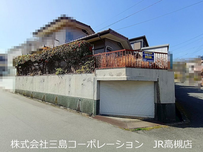 ■周辺環境■バス停「上の口」徒歩3分/DAISO・コーヨー約1100m/セブンイレブン約1200m/高槻松が丘郵便局約200m 高槻市安岡寺町5丁目 売土地 その他