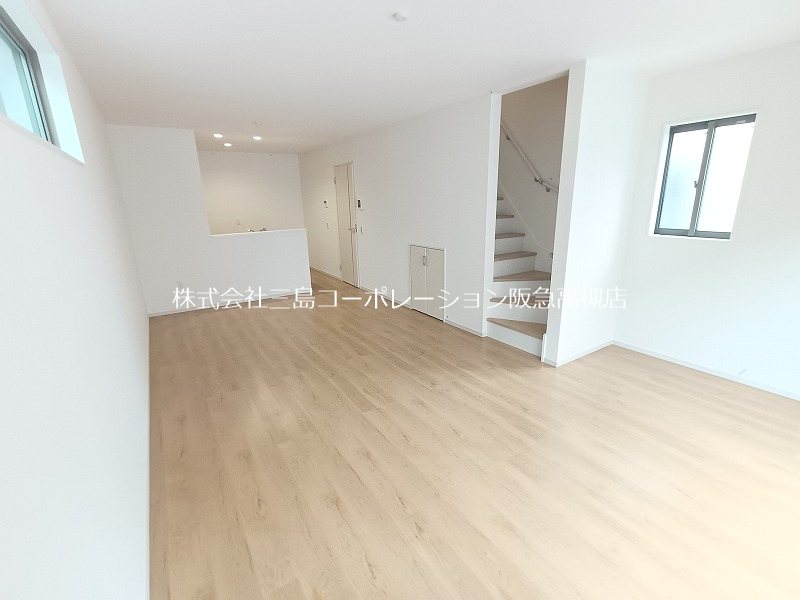 高槻市深沢町1丁目　新築一戸建 外観写真