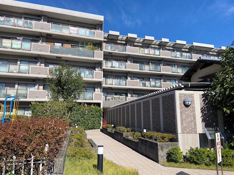 ステイツ茨木・奈良町  外観写真