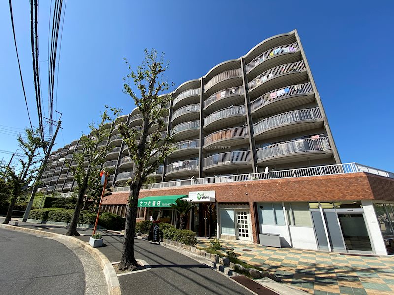 さんくれーる茨木A棟   外観写真