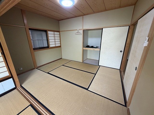 2階和室6帖 高槻市栄町4丁目 中古一戸建 その他