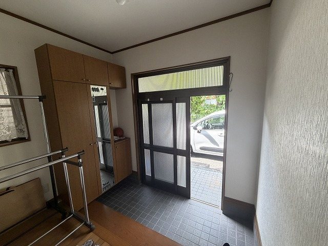 玄関 高槻市栄町4丁目 中古一戸建 その他